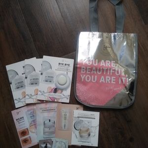 IT Cosmetics~Samples and Great Bag